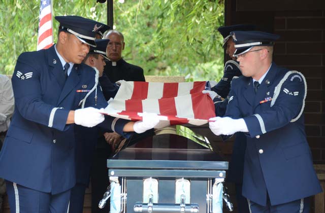 081114_3601